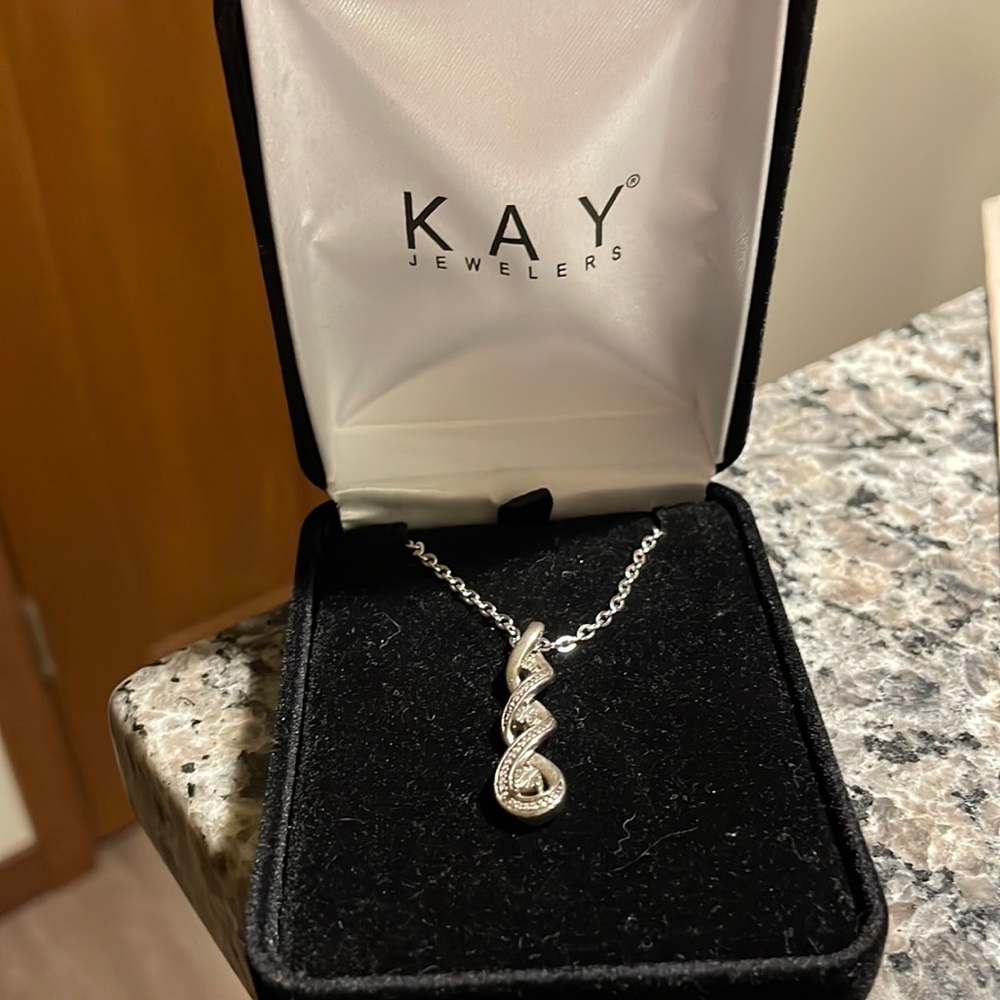 Kay Jewelers Necklace with Diamonds